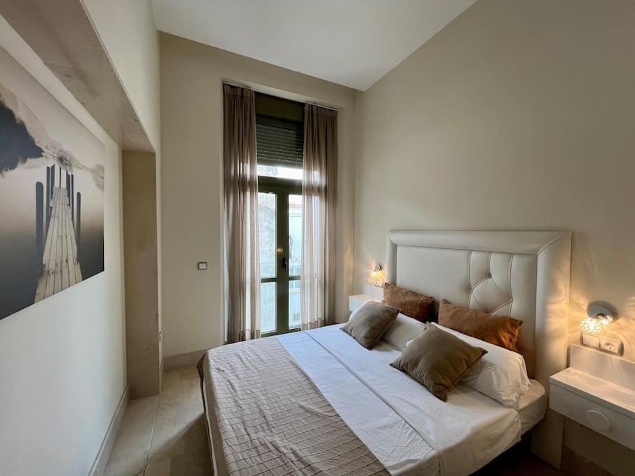Apartamento Sierpes-Azofaifo Seville Luaran gambar